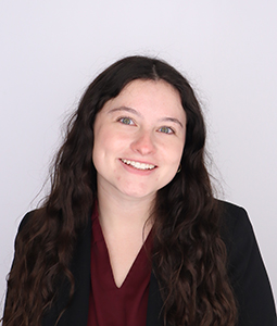 Abbie Mott Headshot