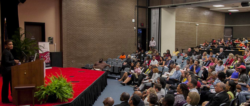 Speaker in a mid-sized auditorium