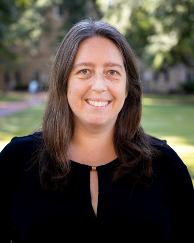 Kelly Goldberg headshot