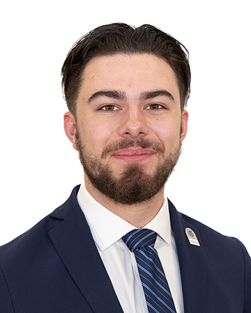 Max Hovious headshot